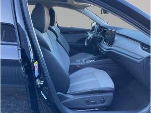 Skoda Octavia Combi Selection Tour 2.0 TDI Matrix Pano 360°Kamera AHK