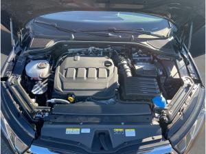 Skoda Octavia Combi Selection Tour 2.0 TDI Matrix Pano 360°Kamera AHK