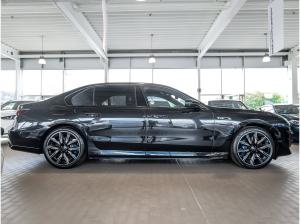 BMW 760 M760e xDrive Executive DAProf PAProf Massage