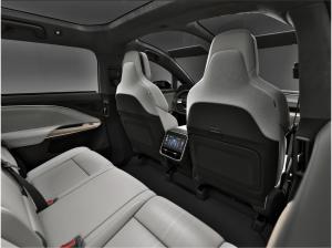 Lucid Gravity Grand Touring