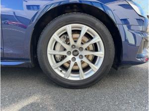 Audi A4 Avant Advanced 45 TFSI quattro S tronic AHZV