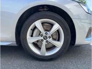Audi A4 Avant Advanced 40TFSI quattro S tronic Standh