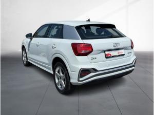 Audi Q2 S line 30 TFSI Schaltgetriebe LED SW