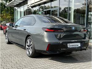 BMW i7 xDrive60 M Sportpaket //B&W Panorama HUD 360*Kamera