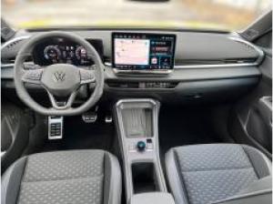 Volkswagen T-Roc R-Line 1.5 eTSI DSG AHK PANO 360°-Kamera