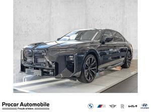 BMW i7 M70 xDrive MSport +Two-Tone + Pano + B/W + 22