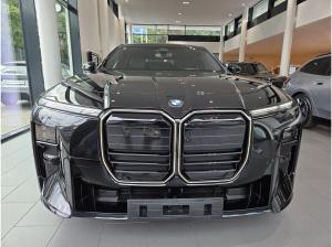 BMW i7 50 xDrive M Sport Pro || Executive Theatre SkyLounge