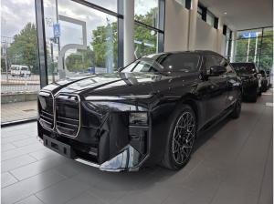 BMW i7 50 xDrive M Sport Pro || Executive Theatre SkyLounge