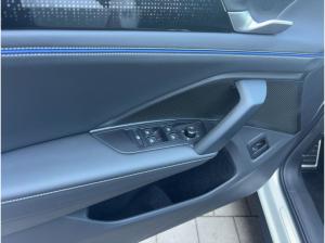 Volkswagen Tiguan 1.5 eTSI R-Line DSG AHK Pano IQ.Light ACC