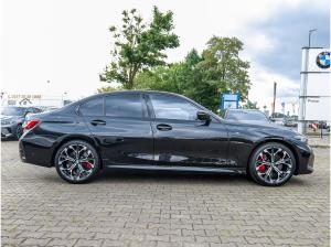 BMW 330 330i xDrive M Sport Pro AHK ACC PA Plus DA HuD