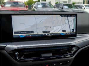 BMW 330 330i xDrive M Sport Pro AHK ACC PA Plus DA HuD