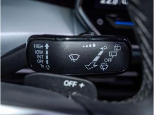 Volkswagen Golf VIII 2.0 TDI DSG Goal Navi AHK Kamera LED