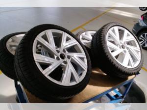Volkswagen Golf GTI Clubsport Akra/ Head-up/ 	IQ.LIGHT - Sonderaktion