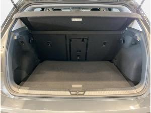 Volkswagen Golf VIII GOAL 2.0 TDI DSG ACC AHK AUT Kam. LED
