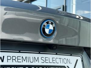 BMW 330 e xDrive M Sport //HeadUp Stop&Go Schiebedach 19 LM