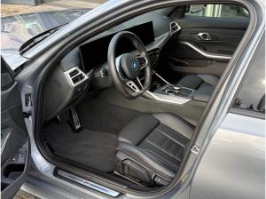 BMW 330 e xDrive Limousine M Sport //Stop&Go HiFi Adapt.LED