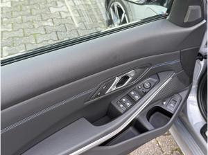 BMW 330 e xDrive Limousine M Sport //Stop&Go HiFi Adapt.LED