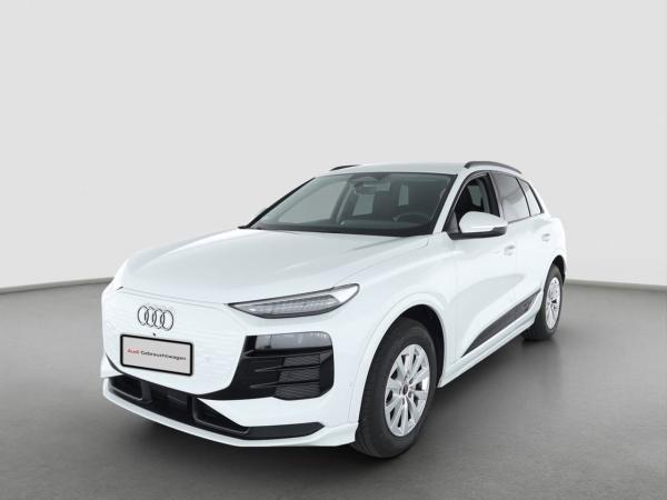 Audi Q6 e-tron Performance, AHK, Matrix, Luftfederung, Beifahrerdisplay, 8-Fach bereift