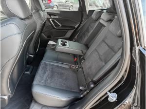 BMW X1 xDrive23i M Sport HUD ACC AHK RFK NAVI LED
