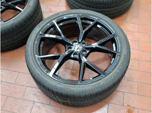 Volkswagen Tiguan R - R-Performance-Abgasanlage 360° Kamera AHK / inkl. 8-fach Bereifung