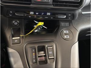 Opel Combo Life Diesel Automatik 130PS inkl. Holiday-, Connect- & Winter-Paket