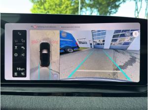 Audi Q6 e-tron SUV performance