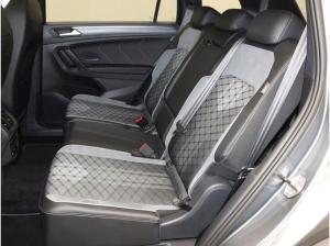 Volkswagen Tiguan Allspace 2.0 TDI DSG 4Mo. R-Line 7-S. IQ.LIGHT NAVI-PRO PANORAMA HUD AHK 20 HK-SOUND DCC ACC