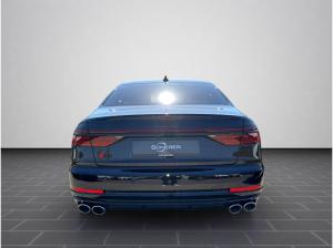 Audi S8 Der Wolf trägt Anzug - Nur für Sonderabnehmer