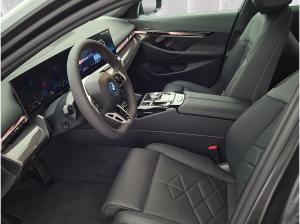 BMW 550 e xDrive Touring