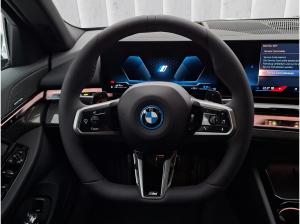 BMW 550 e xDrive Touring
