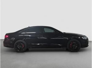 Audi S8 (4NC)