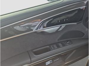 Audi S8 (4NC)