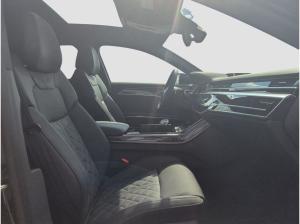 Audi S8 (4NC)