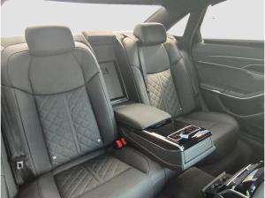 Audi S8 (4NC)