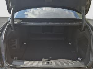 Audi S8 (4NC)