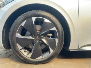 Cupra Born Waermepumpe Navi Kamera Sitzhzg