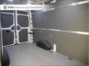 Volkswagen Crafter Kasten Mittel Vorb. AHK Navi ParkAssist ZV