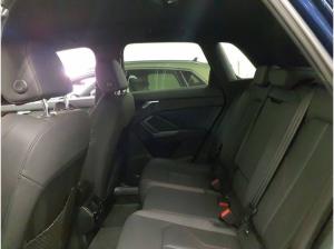 Audi Q3 SUV TFSI S tronic S line *AHK*360°-Kamera*