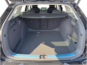 Skoda Superb Combi TDI DSG|AHK|el.HECK|NAVI|KAMERA|ACC