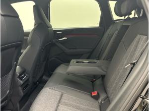 Audi Q6 e-tron SUV S line performance 225 kW