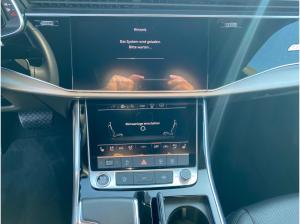 Audi Q8 55 TFSIe S line quattro Tiptronic HD-Matrix HuD Nachtsicht AHK