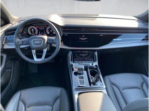 Audi Q8 55 TFSIe S line quattro Tiptronic HD-Matrix HuD Nachtsicht AHK
