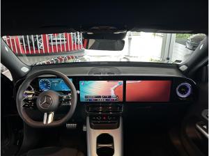 Mercedes-Benz GLB 200 4MATIC+ AMG Line Plus+PARKING ASSIST 360+AHK+Burmester®+ Winter-Paket