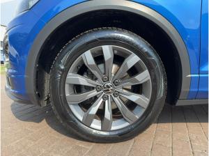 Volkswagen T-Roc 1.5 TSI DSG Sport Navi LED SHZ ACC PDC