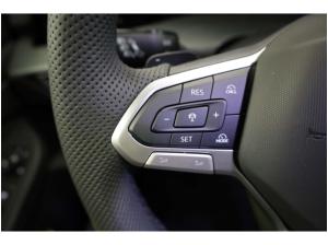 Volkswagen Golf 1.5 eTSI OPF R-Line | WKR | AHK | Navi | Matrix |
