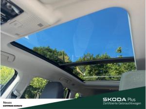 Skoda Kodiaq SELECTION TDI DSG 7-SITZE 4X4 PANORAMA AHK SITZHEIZUNG