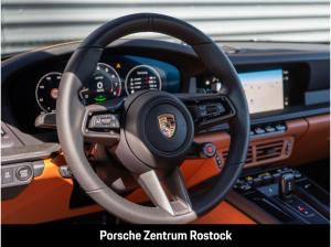 Porsche 992 911 Carrera 4 GTS