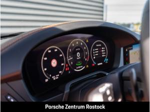 Porsche 992 911 Carrera 4 GTS