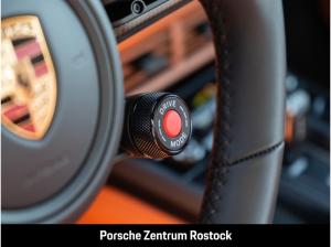 Porsche 992 911 Carrera 4 GTS