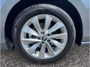 Skoda Superb Combi TDI DSG|AHK|el.HECK|NAVI|KAMERA|ACC